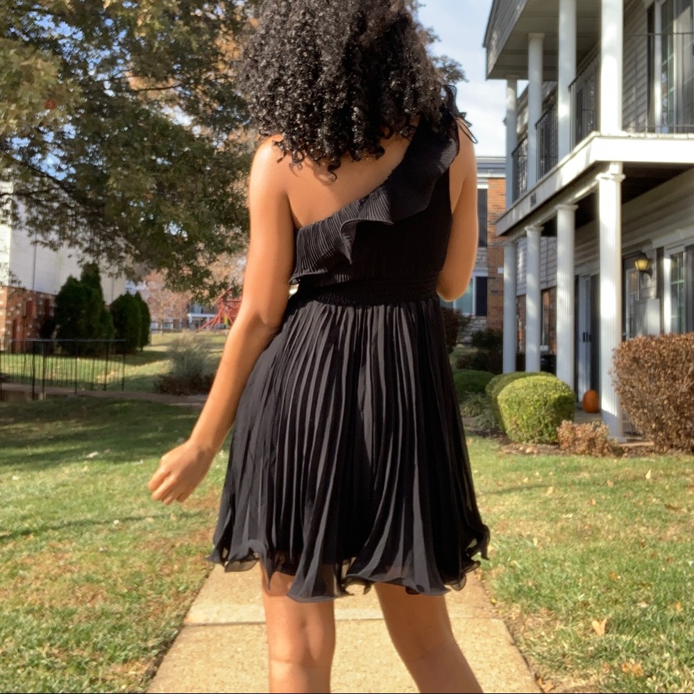 Black One Shoulder Ruffle Cocktail Dress - Picture 4 of 5